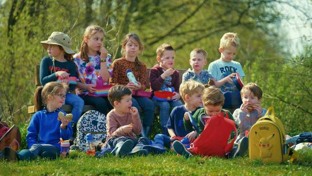 2Doc: Dorp zonder school